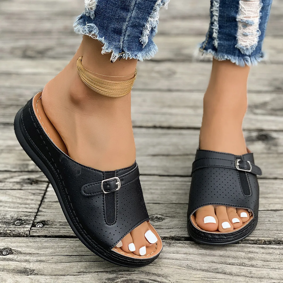 European And American Style Belt Buckle Stylish And Lightweight Slippers