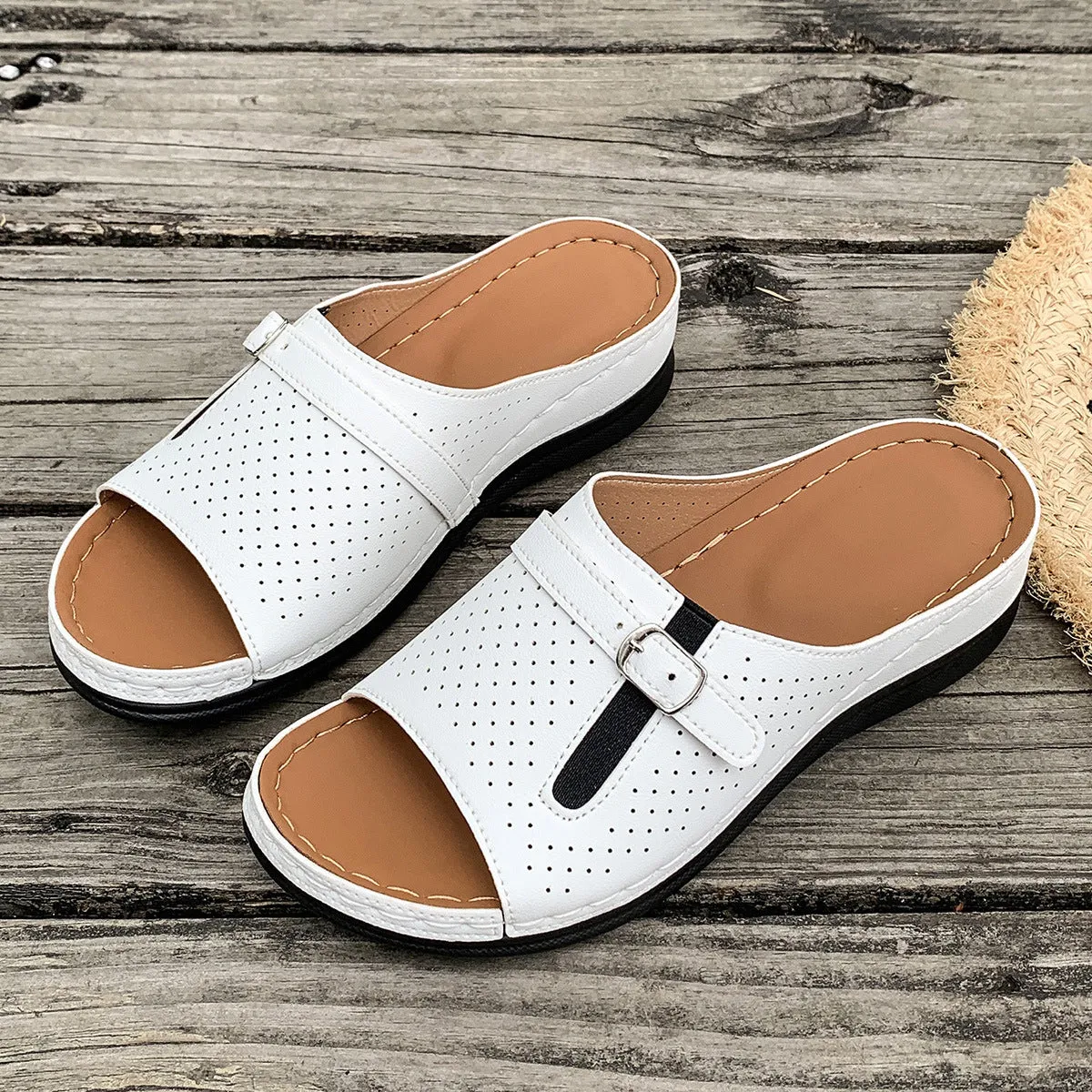 European And American Style Belt Buckle Stylish And Lightweight Slippers