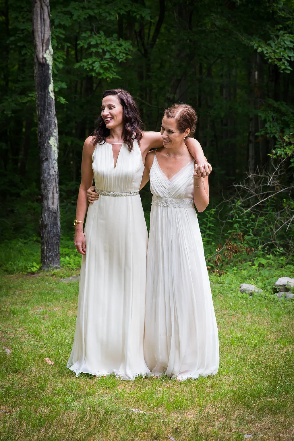 HB6640 Modern Key Hole Neckline Wedding Dress
