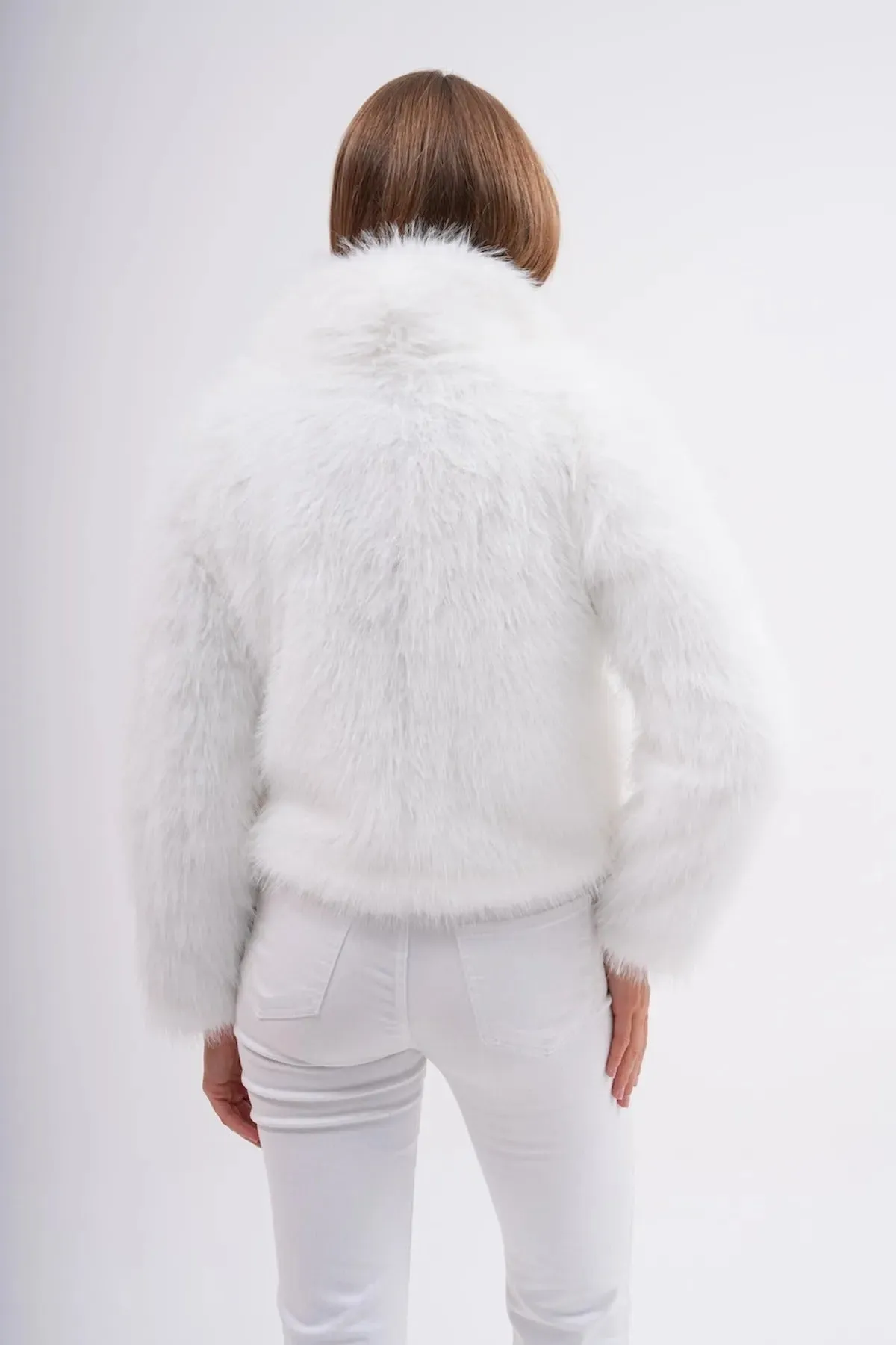 Wide Collar Faux Fur Jacket – White