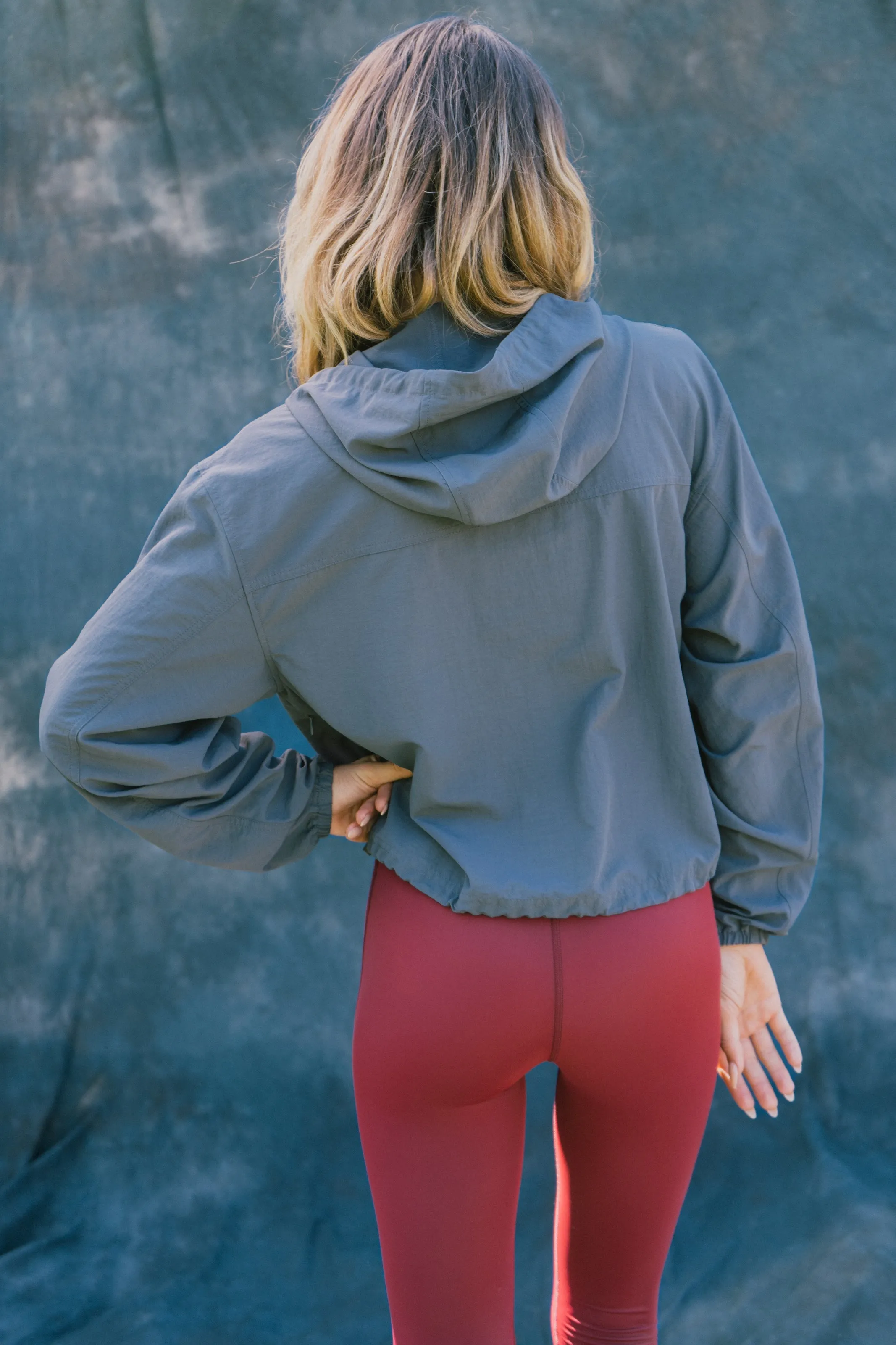 WIND1 CROPPED HOODED JACKET